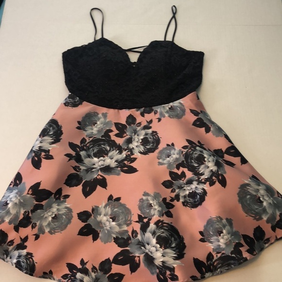 CITY VIBE  Floral-Print A-Line Prom/ Evening Spaghetti Strap Satin Dress Size 15 - Picture 12 of 15